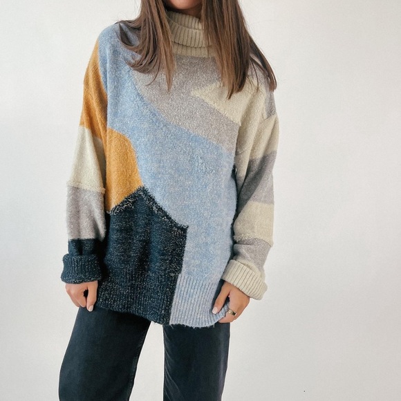 BUCKETLIST Sweaters - NWT Bucketlist Abstract Textured Color-block Sweater